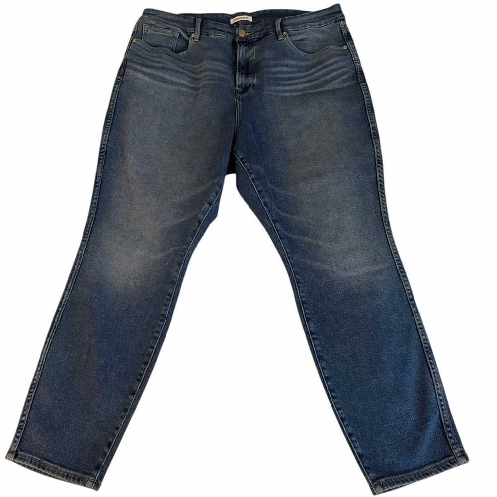 Good American Good Curve Straight Leg Medium Wash Jeans Size 18